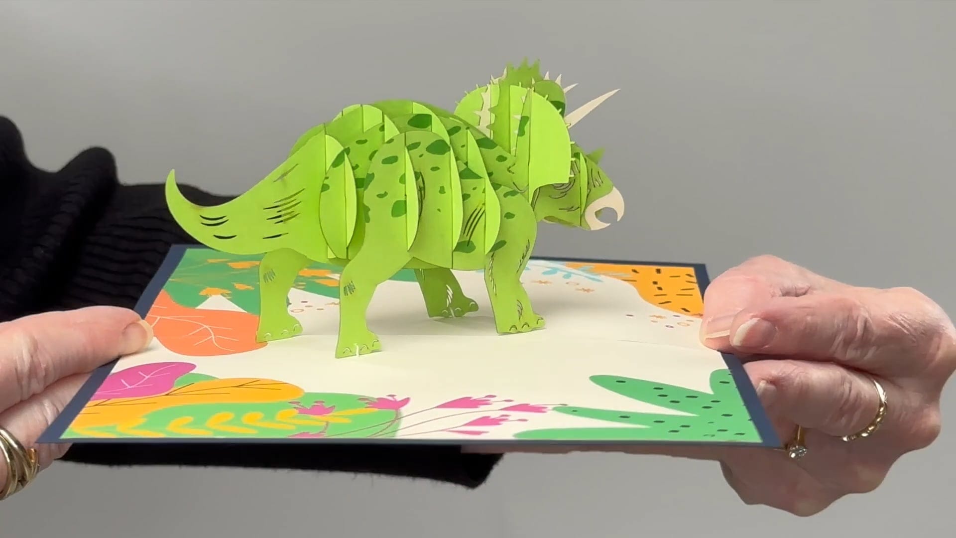 Carte De Vœux For Sale Avec L'œuvre « Joli Couple De Dinosaures